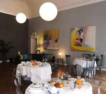 Oda ve Kahvaltı Casa Fenoglio