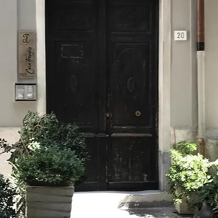 Oda ve Kahvaltı Casa Fenoglio 3*