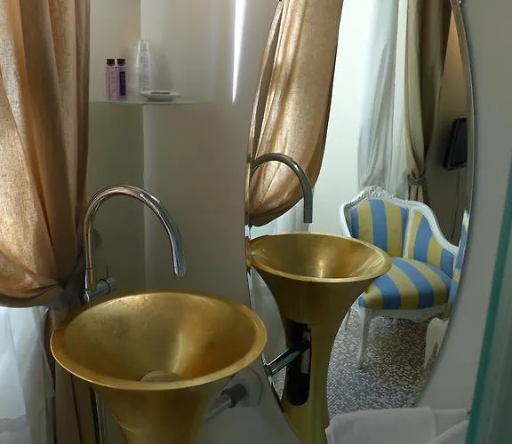 Bed & Breakfast Casa Fenoglio 3*